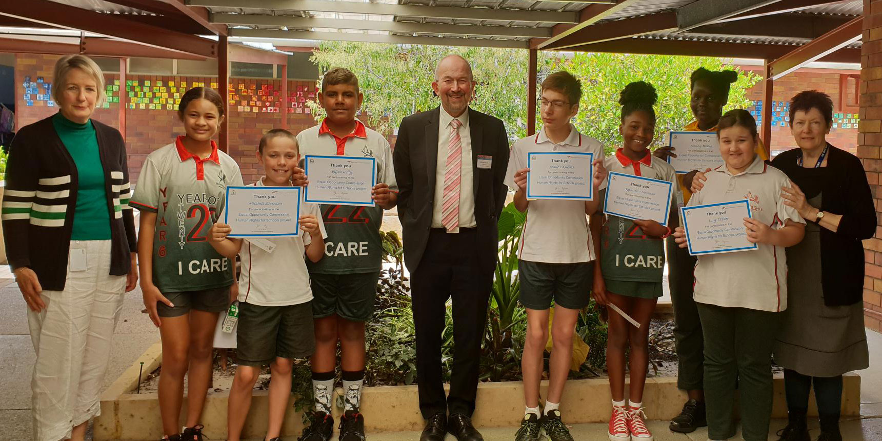 Dr Byrne and Diana MacTiernan with Huntingdale students