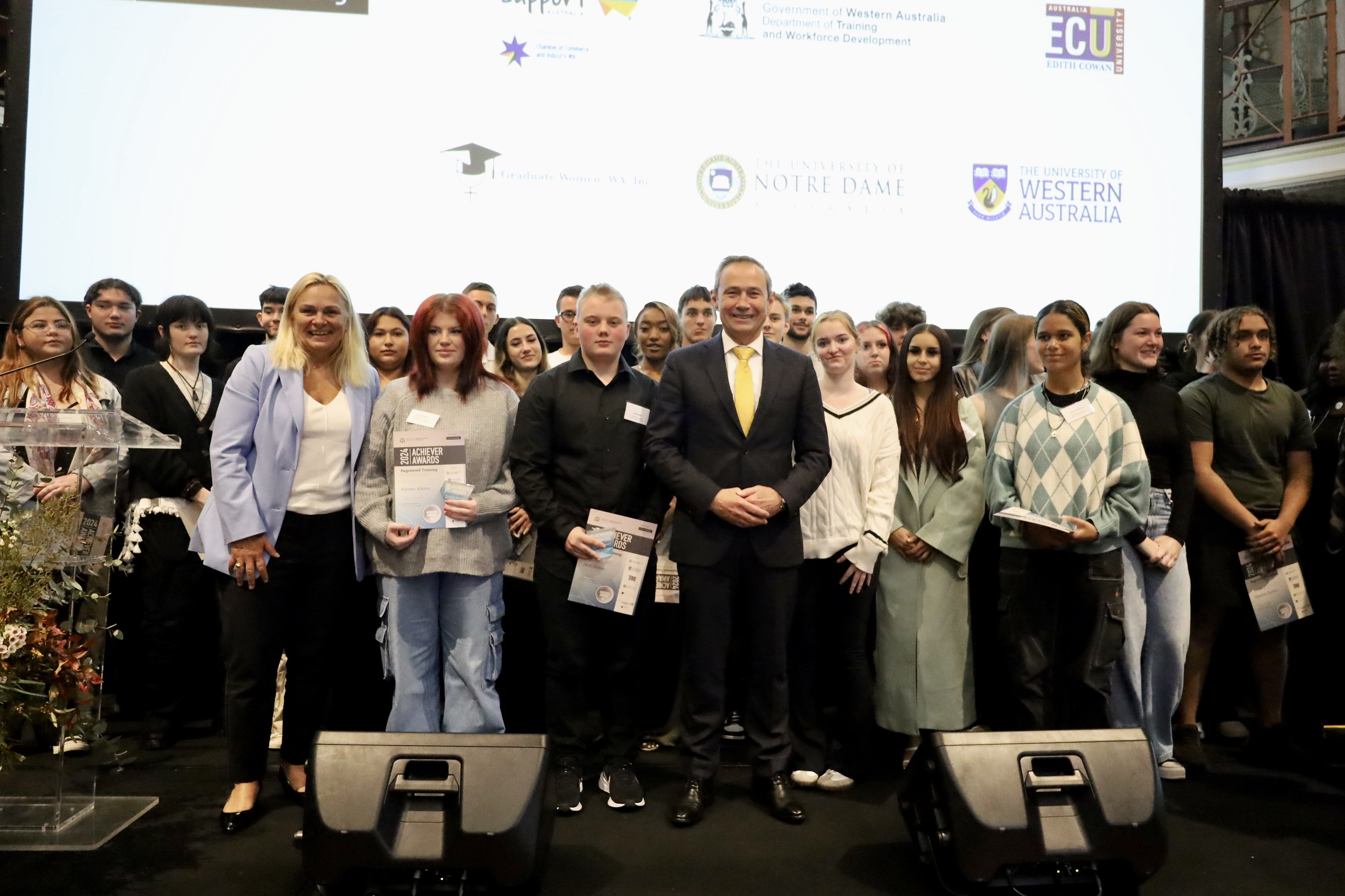 Group photo of all the achiever awards young achievers and the WA Youth Minister and the WA Premier