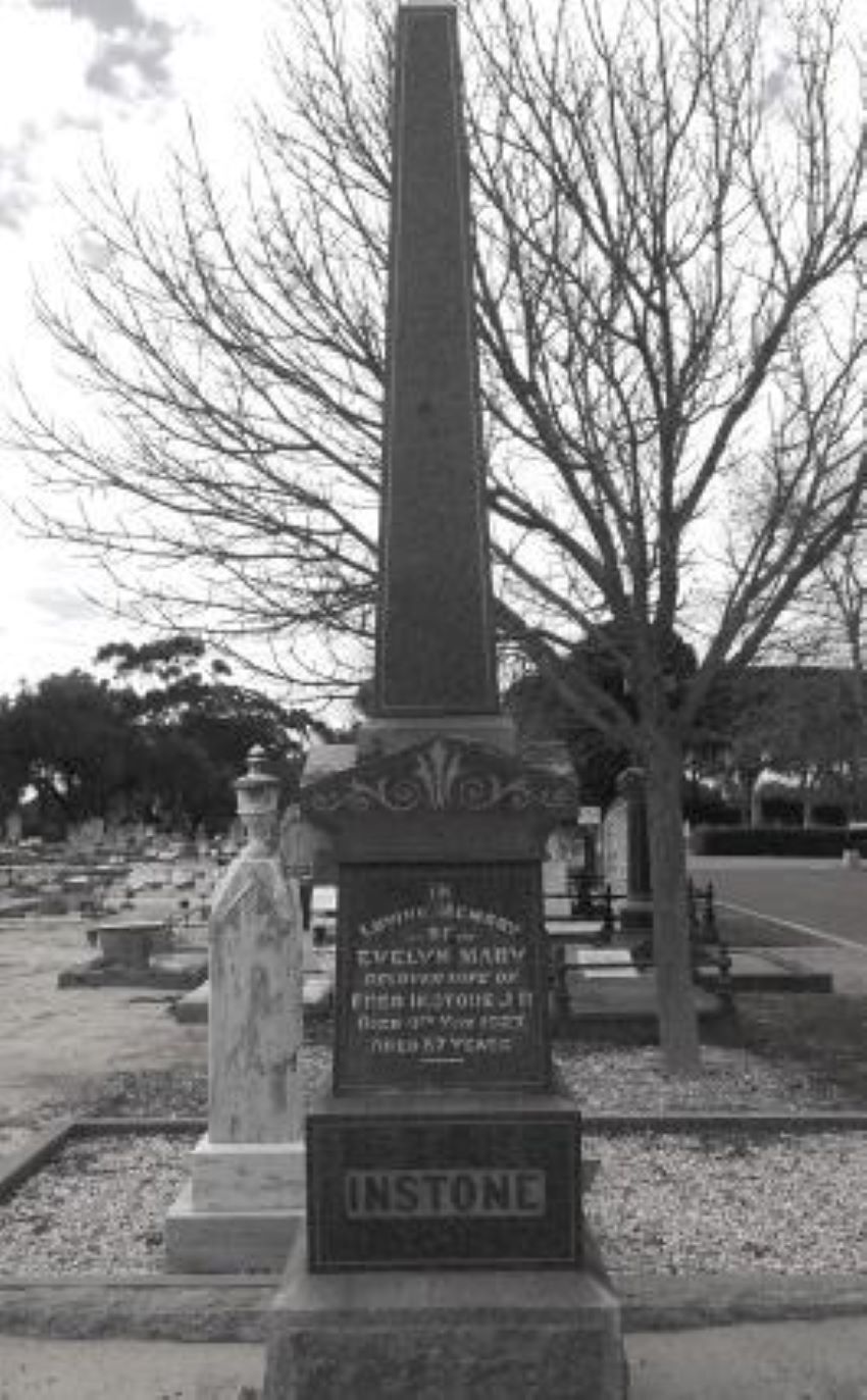 the monument of Fred Instone