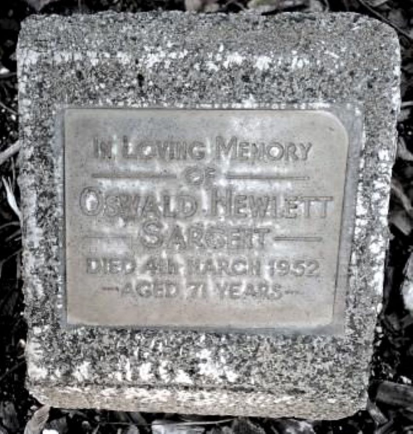 the memorial plaque of Oswald Hewlett Sargent